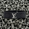 Lv Bracelet Vendor